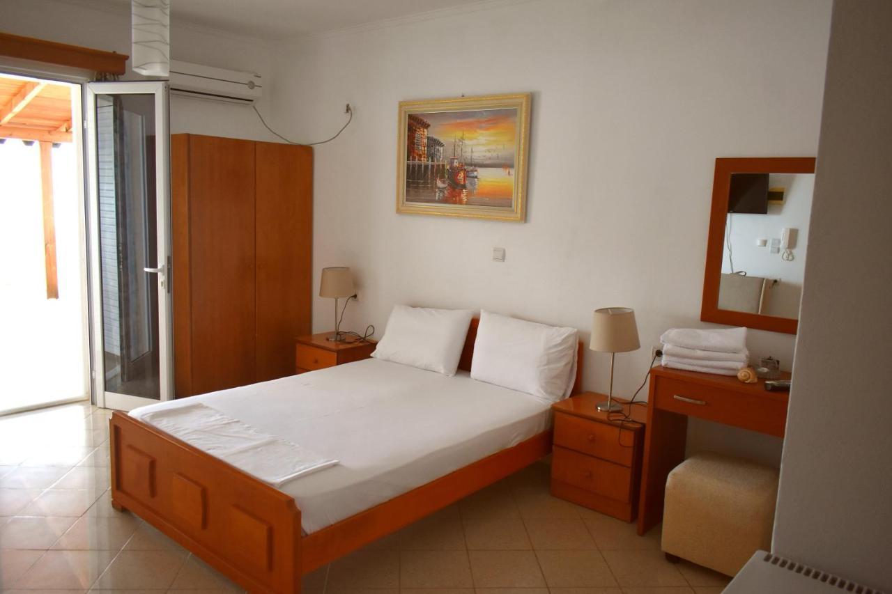 Ionio Rooms II Химара Экстерьер фото