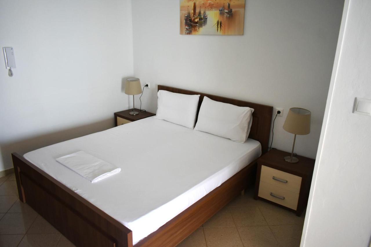 Ionio Rooms II Химара Экстерьер фото