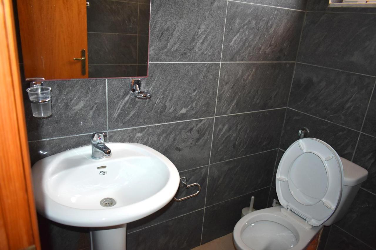 Ionio Rooms II Химара Экстерьер фото