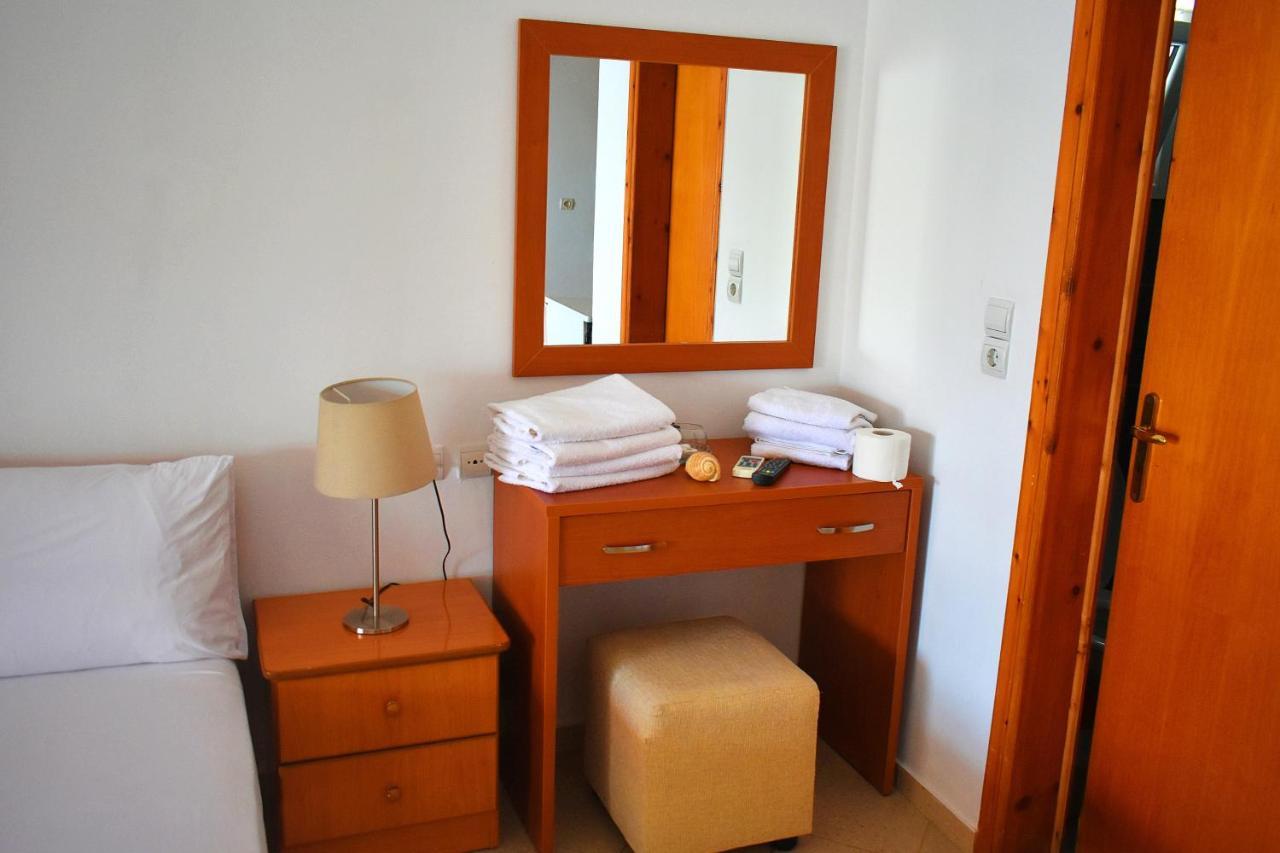 Ionio Rooms II Химара Экстерьер фото