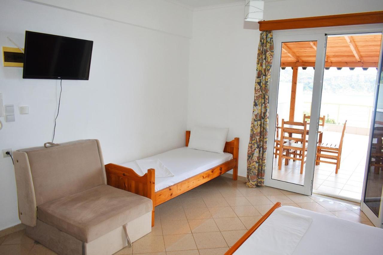 Ionio Rooms II Химара Экстерьер фото