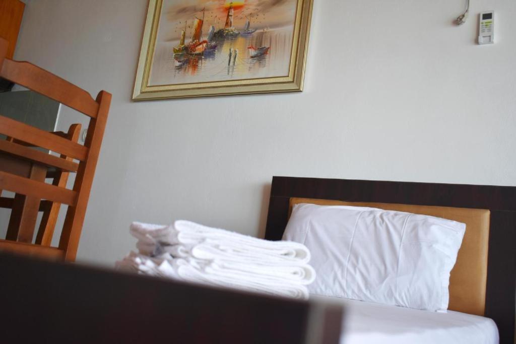 Ionio Rooms II Химара Экстерьер фото